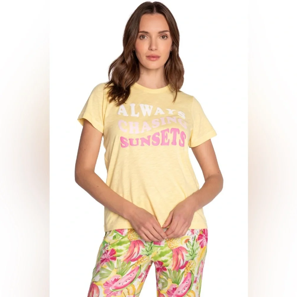 PJ Salvage That's Bananas short sleeve tee Always Chasing Sunsets size small #58